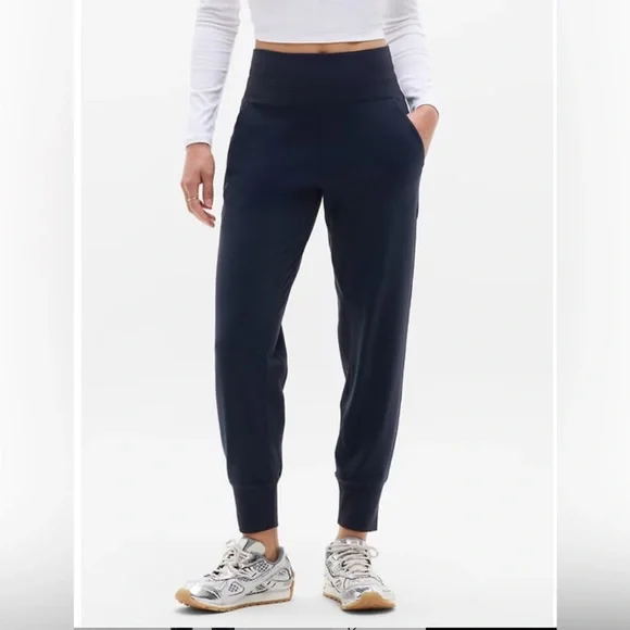 🌺-Athleta Venice High Rise Jogger, Medium Black - Picture 1 of 14